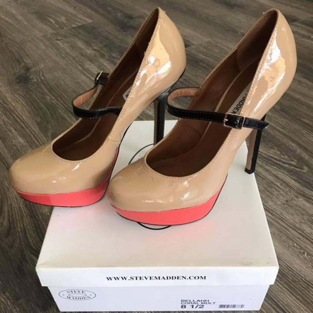 Steve Madden Bellahh Mary Jane Pumps